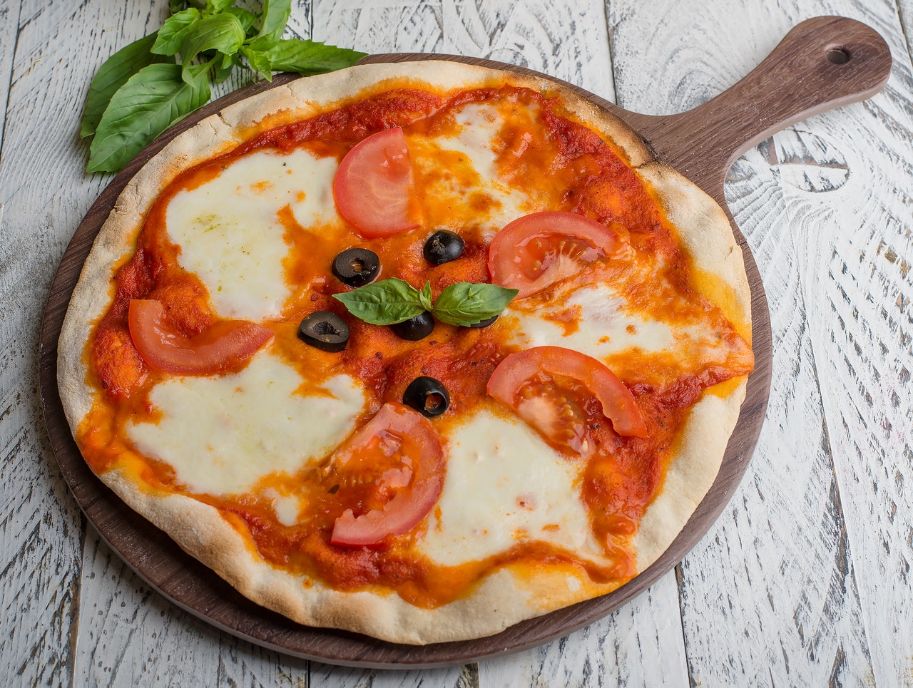 Lab-Grown Mozzarella Gets New Funds for Global Cheese Expansion